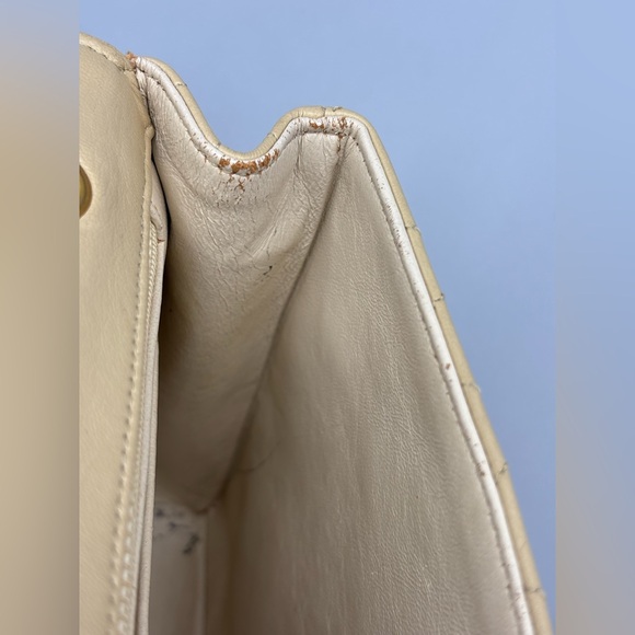 Chanel single flap lambskin beige square chain bag - Picture 14 of 16